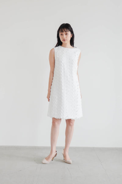 re'kaene(リカエン)outlet(アウトレット)公式サイト ３Dフラワーレースワンピース  ( 36 / white ) 001430　  | モデル身長157cm　着用サイズ36
