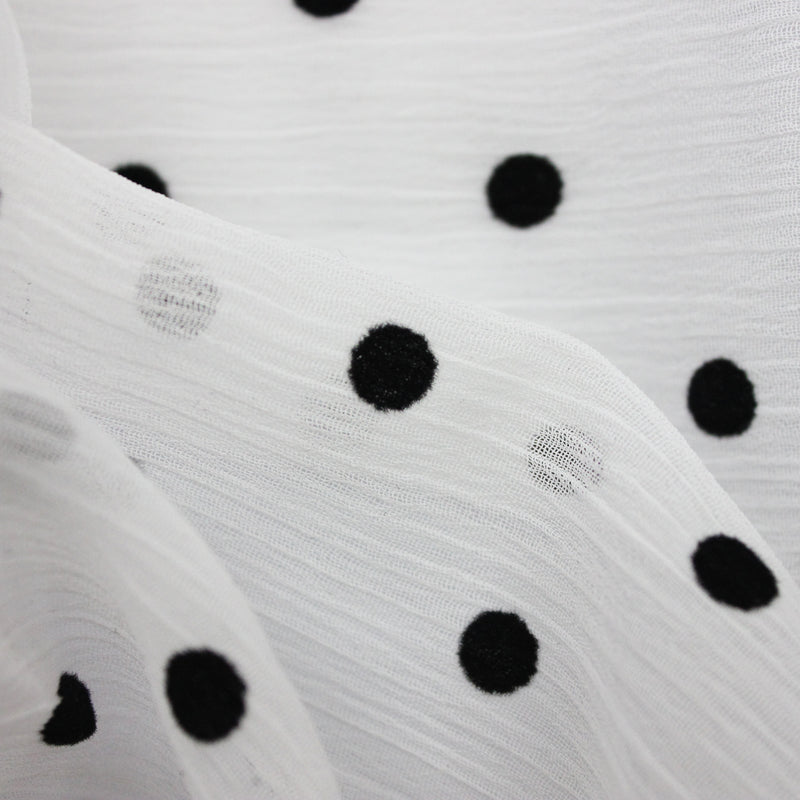 【kaene fabrics for you】楊柳フロッキードット（white×black dot）