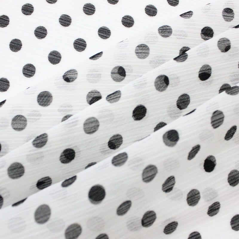 【kaene fabrics for you】楊柳ドットプリントシフォン（white×black dot）