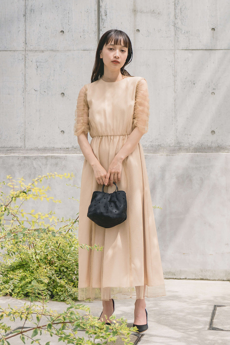 ル シャイニーチュールドレス（ 36 / beige ）100873  | モデル身長157cn　着用サイズ34