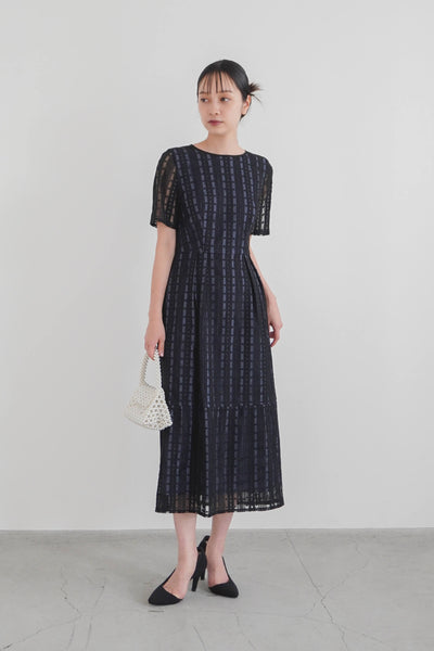 re'kaene(リカエン)公式サイト(レンタル) エンブロイダリーマーメイドワンピース（ 34 / blue×black ）100488 | モデル身長157cm 着用サイズ36


