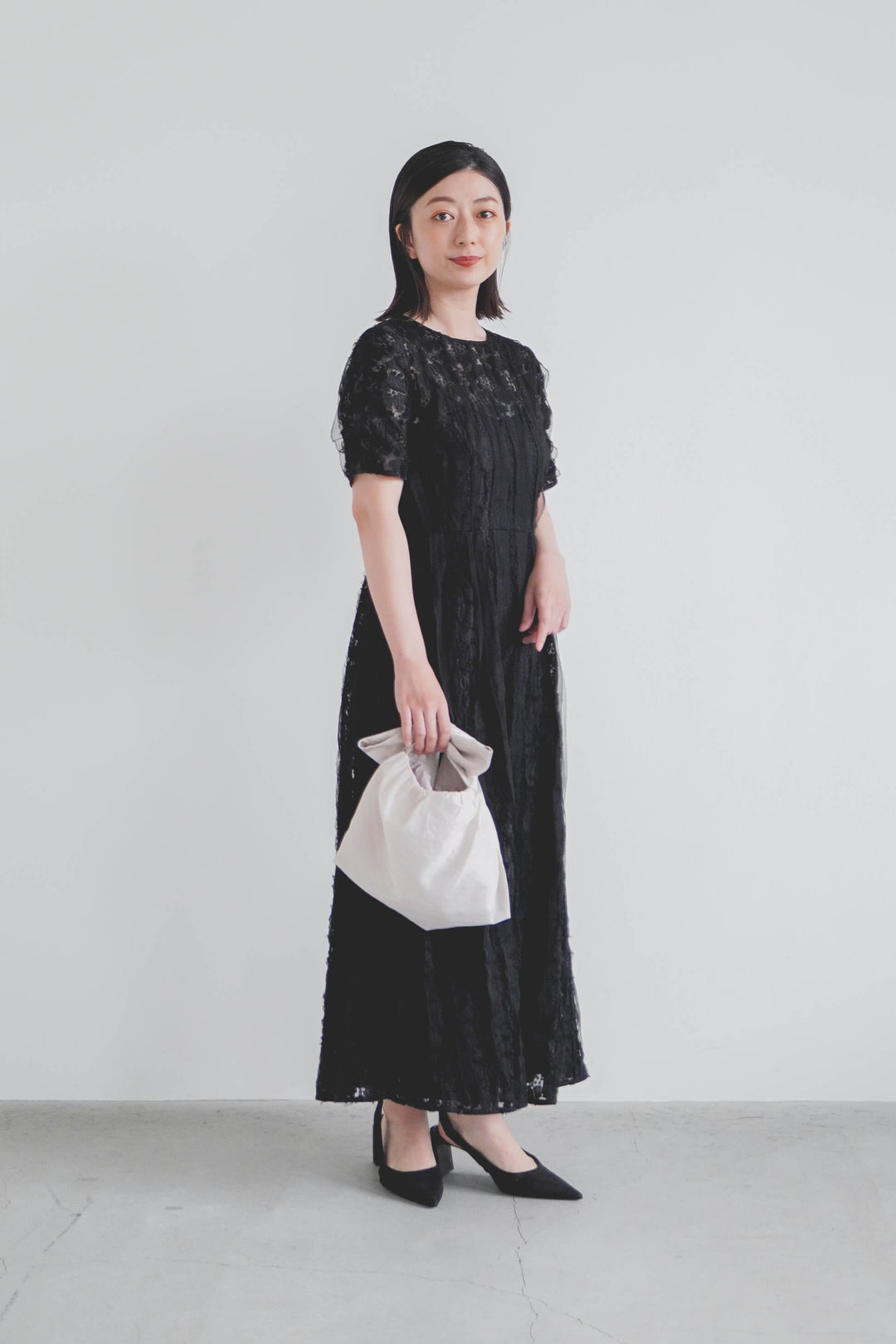 kaene カエン リボンチュールエプロンドレス セール】kaene リボンチュールエプロンドレス（ワンピース）｜URBAN